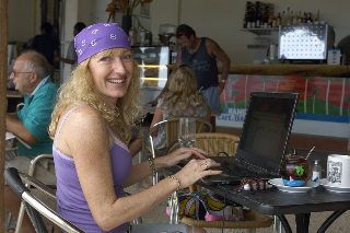 Cherie Survivor wireless internet hotspot